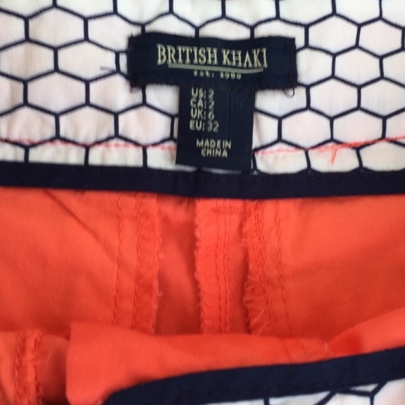 NWT British Khaki || woman’s coral shorts size 2 - Picture 7 of 8